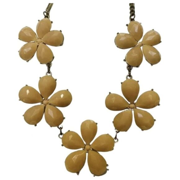 Large Peach Molded Faceted Flower Chain Link Collar Gold Tone Necklace 21” - Picture 2 of 7